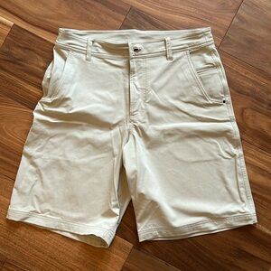 Kakhi shorts